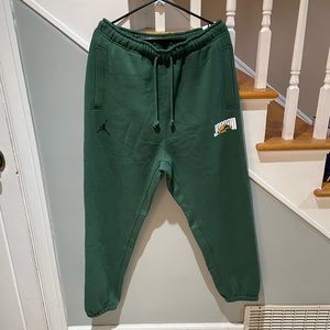 Nike Jordan Green Flight Fleece Standard Fit Joggers